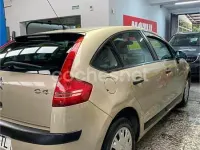 Usado Citroën C4 92 CV (67 kW) 2007 Beige Berlina