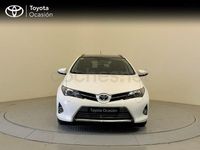 Usado Toyota Auris Hybrid Advance 136 CV (100 kW) 2014 Blanco Familiar