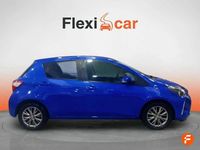 Usado Toyota Yaris Active 69 CV (50 kW) 2019 Azul Berlina