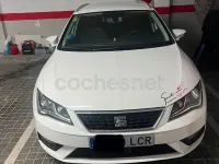 Usado Seat Leon Style 130 CV (95 kW) 2019 Blanco Familiar