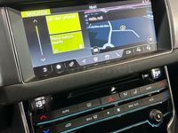 Usado Jaguar XF R-Sport 300 CV (220 kW) 2016 Blanco Berlina