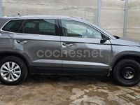 Usado Skoda Karoq Ambition 150 CV (110 kW) 2023 Gris / plata SUV