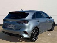 Usado Kia Ceed Style 101 CV (74 kW) 2025 Plateado Utilitario