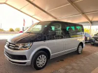 Usado VW Caravelle 150 CV (110 kW) 2017 Gris / plata Van