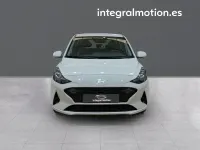 Usado Hyundai i10 67 CV (49 kW) 2024 Blanco Utilitario