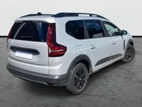 Usado Dacia Jogger 110 CV (80 kW) 2022 Plata Monovolumen