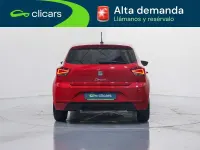 Usado Seat Ibiza Style 110 CV (80 kW) 2022 Rojo Utilitario