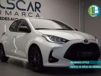 Usado Toyota Yaris Hybrid Style 116 CV (85 kW) 2022 Blanco Berlina