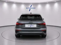 Usado Audi A3 Sportback Ambiente 150 CV (110 kW) 2022 Gris Utilitario
