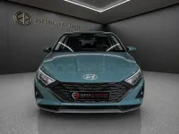 Usado Hyundai i20 79 CV (58 kW) 2024 Verde Utilitario