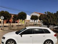 Usado Audi A3 Ambiente 105 CV (77 kW) 2010 Blanco Utilitario