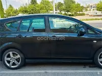 Usado Seat Altea XL Style 125 CV (91 kW) 2011 Negro Monovolumen
