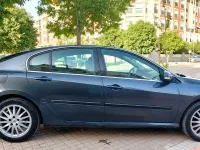 Usado Renault Laguna III Privilege 130 CV (95 kW) 2009 Gris / plata Berlina