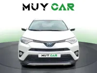 Usado Toyota RAV4 Hybrid Advance 197 CV (144 kW) 2017 Blanco SUV