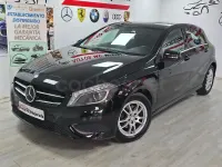 Usado Mercedes A200 Urban 136 CV (100 kW) 2015 Negro Utilitario