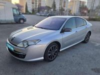 Usado Renault Laguna III Dynamique 150 CV (110 kW) 2007 Gris Berlina