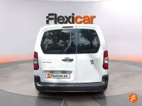 Usado Peugeot Rifter Allure 100 CV (73 kW) 2022 Blanco Monovolumen