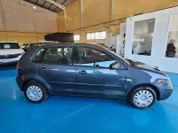 Usado VW Polo Trendline 75 CV (55 kW) 2003 Gris Utilitario