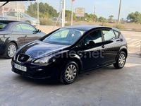 Usado Seat Leon Reference 125 CV (91 kW) 2010 Negro Berlina