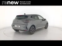 Usado Renault Clio Techno 90 CV (66 kW) 2024 Gris Utilitario