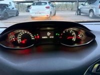 Usado Peugeot 308 Active 125 CV (91 kW) 2014 Blanco Berlina