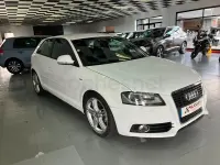 Usado Audi A3 Attraction 140 CV (102 kW) 2009 Blanco Utilitario
