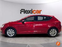 Usado Seat Leon Style 110 CV (80 kW) 2018 Rojo