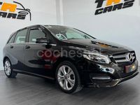 Usado Mercedes B200 136 CV (100 kW) 2018 Negro Monovolumen