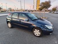 Usado Ford Focus Trend 100 CV (73 kW) 2004 Azul Berlina