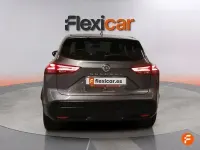 Usado Nissan Qashqai Acenta 158 CV (116 kW) 2021 Gris SUV