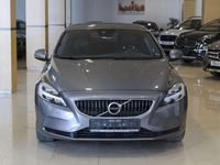 Käytetty Volvo V40 Momentum 150 HP (110 kW) 2019 Harmaa Viistoperä