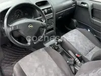 Usado Opel Astra Comfort 100 CV (73 kW) 2001 Negro Berlina
