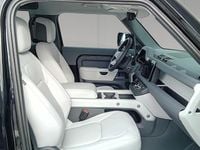 Usado Land Rover Defender SE Dynamic 249 CV (183 kW) 2025 Santorini black SUV