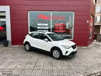Usado Seat Arona Style 110 CV (80 kW) 2023 Blanco SUV