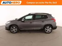 Usado Peugeot 2008 Allure 99 CV (72 kW) 2015 Gris SUV