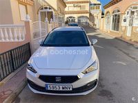 Usado Seat Leon Style 150 CV (110 kW) 2024 Blanco Familiar