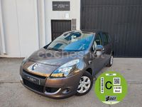 Usado Renault Scénic III 110 CV (80 kW) 2010 Marrón Monovolumen