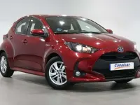 Usado Toyota Yaris Active 116 CV (85 kW) 2021 Burdeos Utilitario