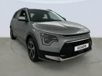 Usado Kia Niro 129 CV (94 kW) 2025 Gris SUV