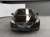 Usado Volvo V40 R-Design Momentum 120 CV (88 kW) 2016 Negro Utilitario