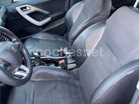 Usado Peugeot 2008 Crossway 100 CV (73 kW) 2016 Gris / plata SUV