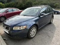 Usado Volvo V50 Momentum 136 CV (100 kW) 2008 Azul Familiar