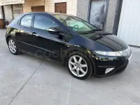 Usado Honda Civic Executive 140 CV (102 kW) 2007 Negro Berlina