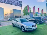 Usado VW Passat Comfortline 130 CV (95 kW) 2002 Gris / plata Berlina
