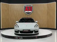 Usado Porsche Panamera Sport Turismo 462 CV (339 kW) 2018 Gris / plata Familiar