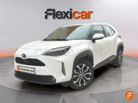 Usado Toyota Yaris Cross Active 116 CV (85 kW) 2024 Blanco SUV