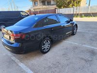Usado VW Jetta Advance 105 CV (77 kW) 2016 Negro Berlina