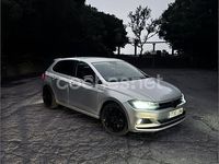 Usado VW Polo Advance 95 CV (69 kW) 2019 Gris / plata Berlina