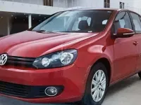 Usado VW Golf VI Advance 90 CV (66 kW) 2010 Rojo Utilitario