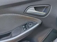 Usado Ford Focus Titanium 115 CV (84 kW) 2013 Gris / plata Berlina